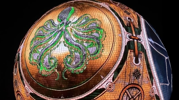 Projection mapping studio — large-scale façade mapping